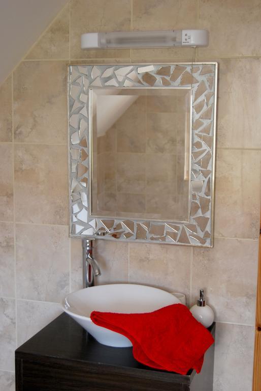 Bunacurry Achill Lodge Guest House المظهر الخارجي الصورة