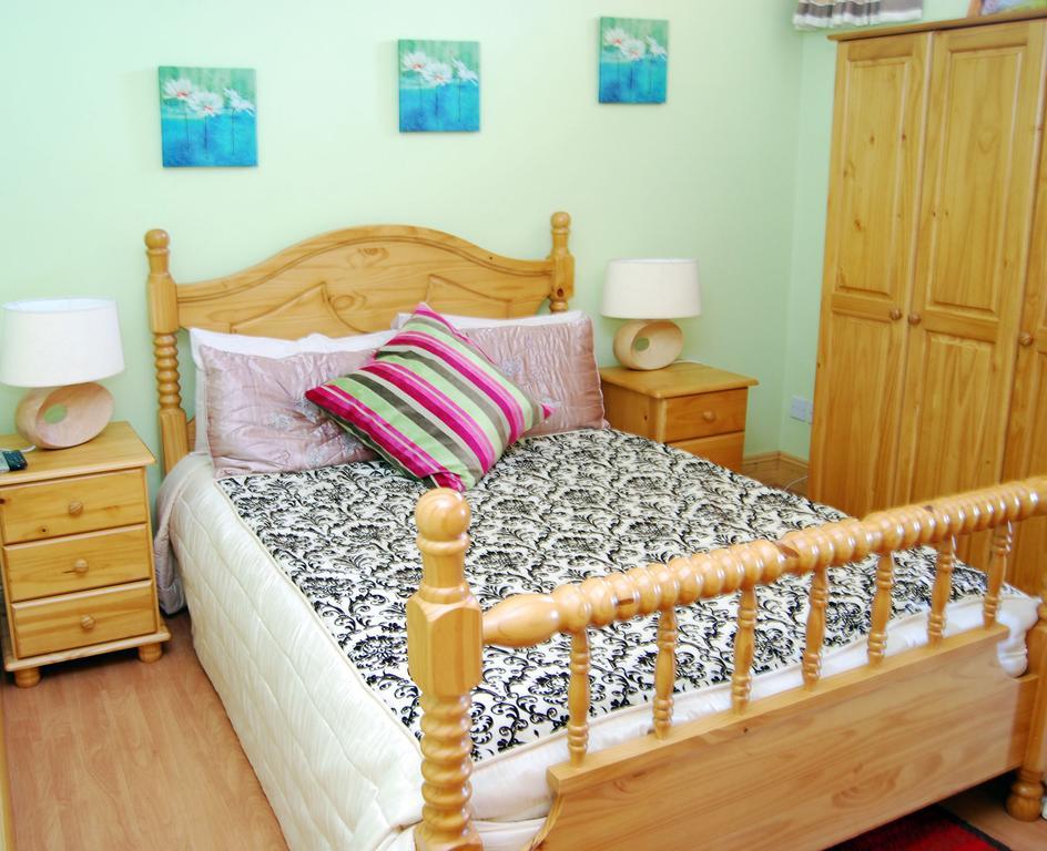 Bunacurry Achill Lodge Guest House الغرفة الصورة