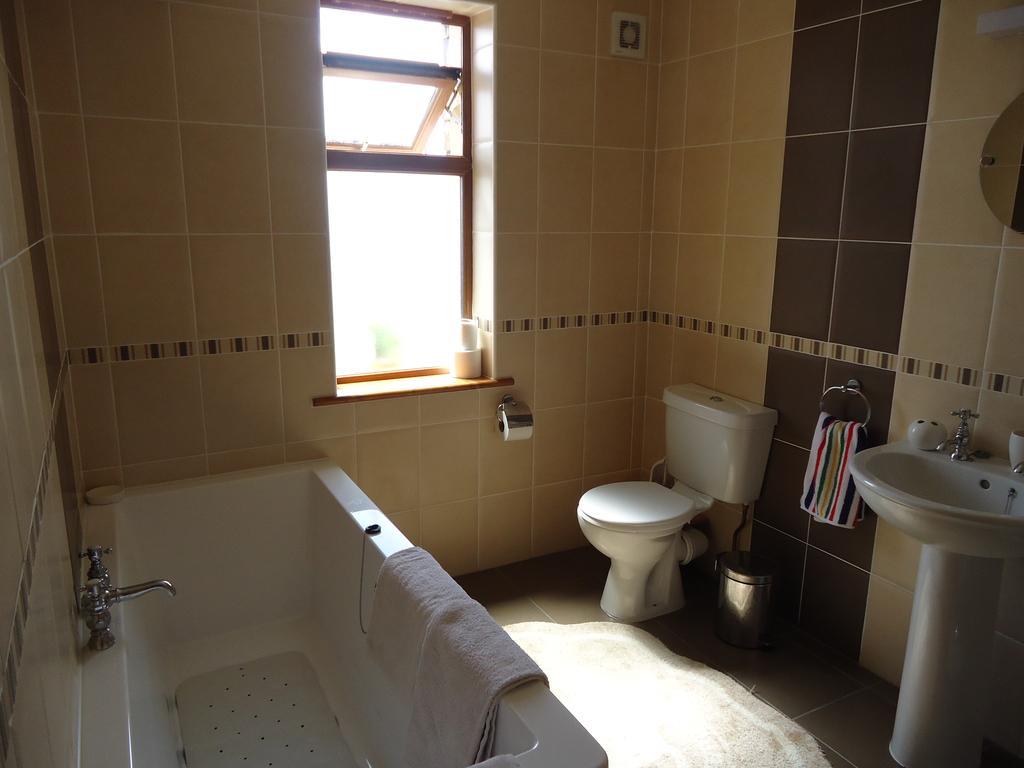 Bunacurry Achill Lodge Guest House المظهر الخارجي الصورة